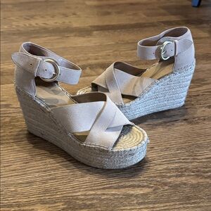 ✅ Marc Jacob’s Pink Tan Wedges Leather Suede